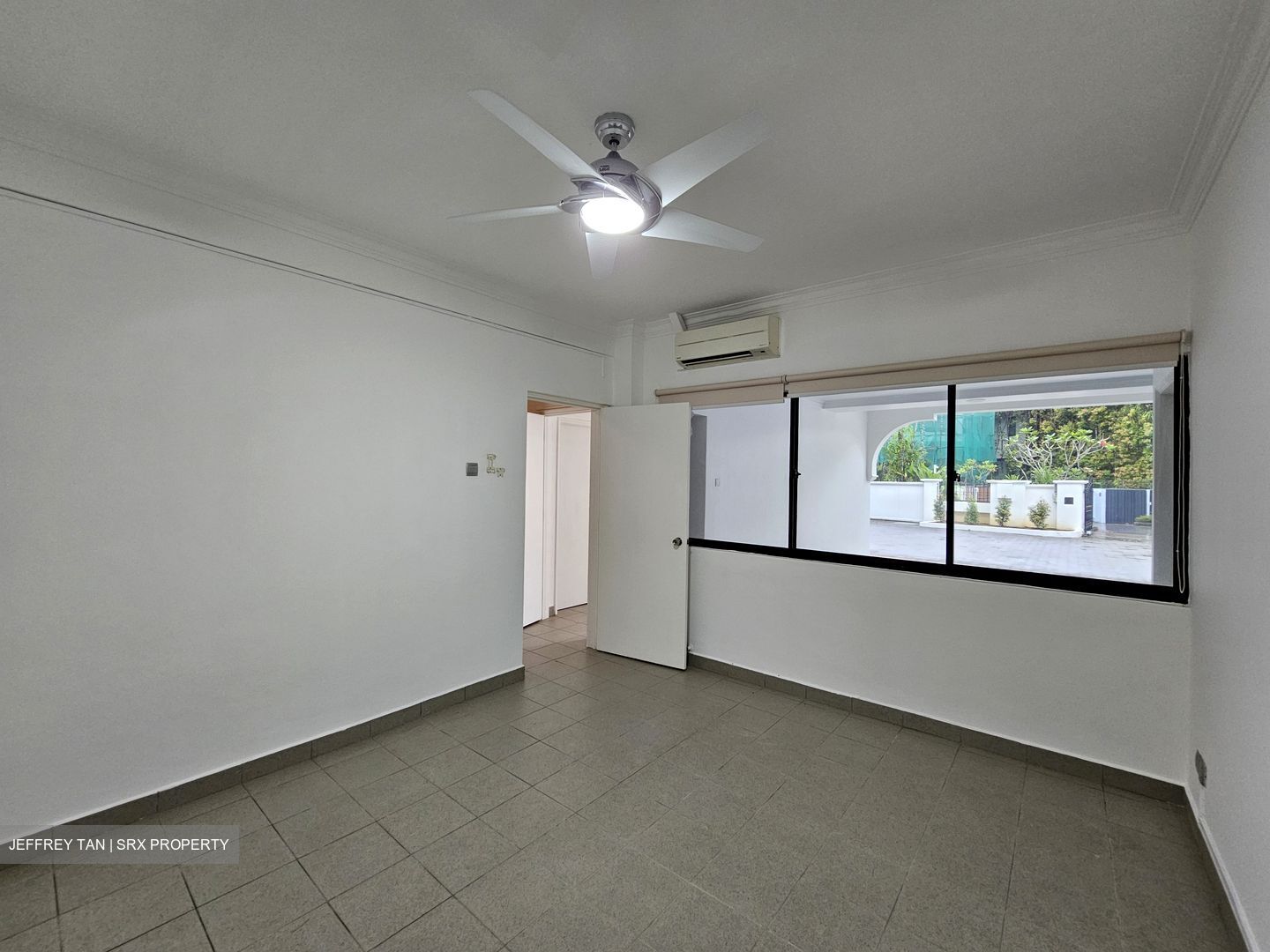 Holland Road (D10), Detached #623684371